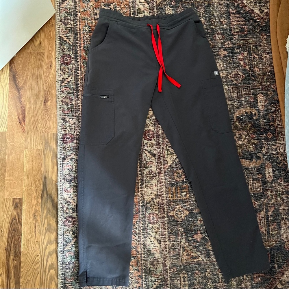 Figs Discontinued Charcoal Yola Scrub Pant